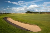 ‘Last men-only UK golf club to admit women’